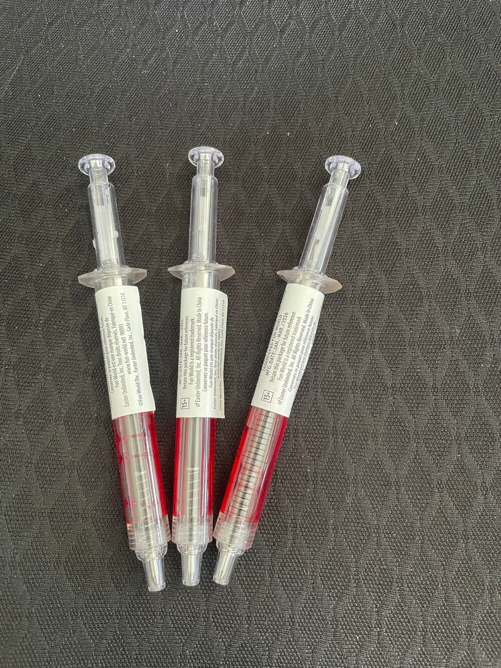 SYRINGE SHAPED BALLPOINT PENS RED INK BLOODY MEDICAL COSTUME ACCESSORY FW90093
